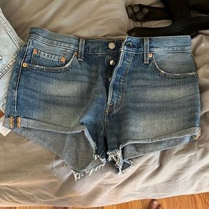 Levi shorts